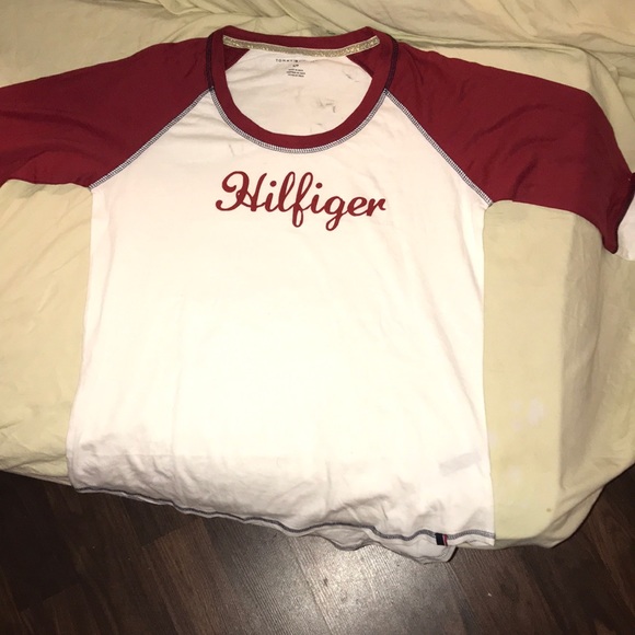Tommy Hilfiger shirt - Picture 1 of 2